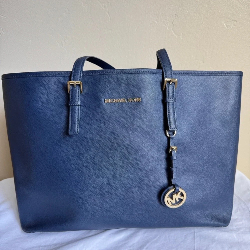 Michael Kors Jet Set Large Travel Laptop Top Zip Tote Navy Saffiano Leather Bag